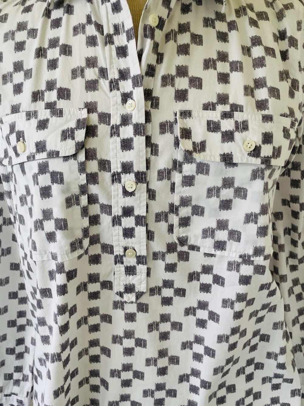 Madewell Women’s Size S Grey & White Geometric Print Long Sleeve Blouse. - Picture 5 of 8